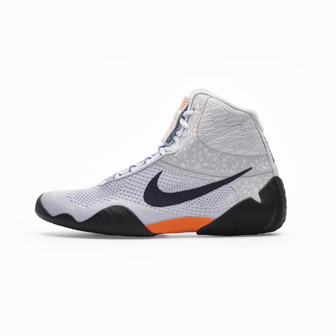 Nike Tawa