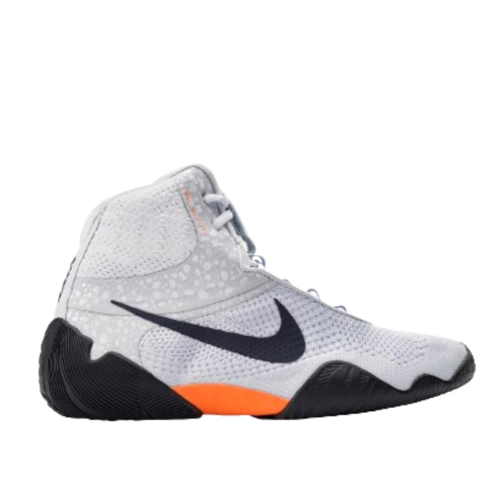 Nike Tawa