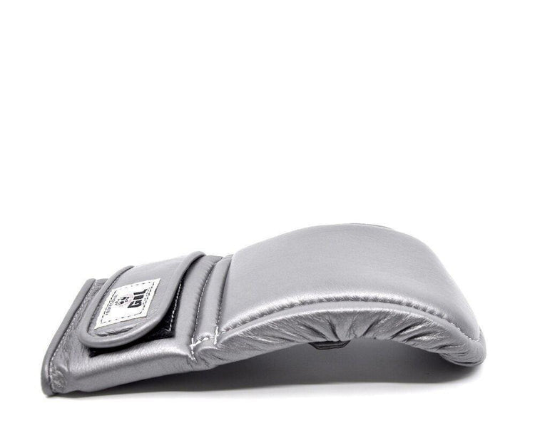 Gil_bag_glove_pearl_grey_side